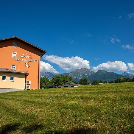 Hotel Ristorante Sagittario Feltre Exterior foto